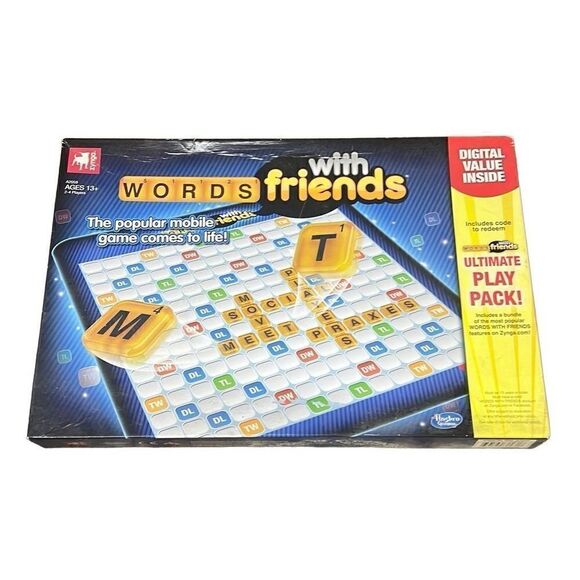 Hasbro Zynga Words With Friends Classic Ultimate Play Pack Board Game New - Picture 1 of 7